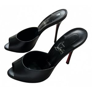 CHRISTIAN LOUBOUTIN “Me Dolly” 100 heels